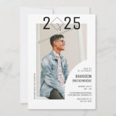 Maskuline Minimalistischer Abschluss Einladung (Vorderseite)