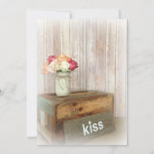 Mason Jar Kiss Wood Rustic Country Wedites Einladung (Rückseite)