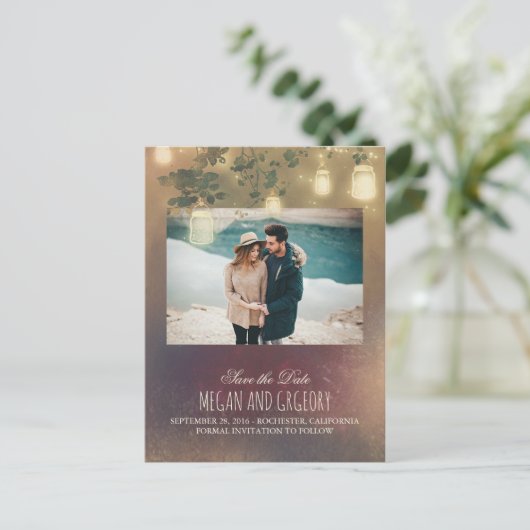 Mason Jar Lights Tree Rustikales Foto Save the Dat Ankündigungspostkarte (Stehend Vorderseite)