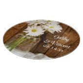 Mason Jar und White Daisies Country Barn Wedding Schneidebrett (Ecke)