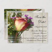 Mason Jar w/Rose und Wildblumen Ankündigungspostkarte (Vorne/Hinten)