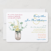 Mason Jar Wild Blume Sage und Senf Yellow Einladung (Vorderseite)