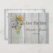 Mason Jar Wildblumen Barn Wood Save the Date Ankündigungspostkarte (Vorne/Hinten)