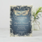 Masquerade, Goldmaske Schneeflocken Quinceañera Einladung (Stehend Vorderseite)