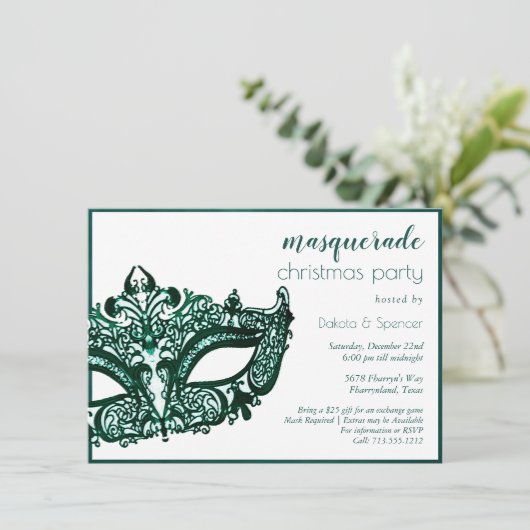 Masquerade Green Mask | Mardi Gras Thema Weihnacht Einladung (Stehend Vorderseite)