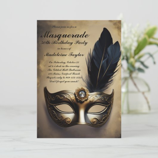 Masquerade Maske Black Gold Dramatischer 50. Gebur Einladung (Stehend Vorderseite)