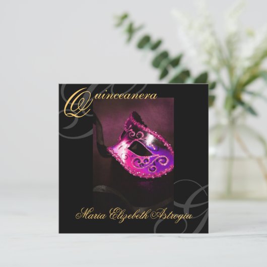 Masquerade Maske Rosa Quinceanera Party Einladung (Stehend Vorderseite)