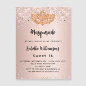 Masquerade Rose Gold Glitzer Sweet 16 Luxus Magneteinladung (Vorderseite)