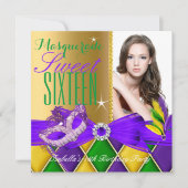 Masquerade Sweet 16 Lila grünes Gold Einladung (Vorderseite)