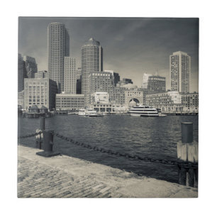 Massachusetts, Boston, Gebäude an der Rowe's Wharf Fliese