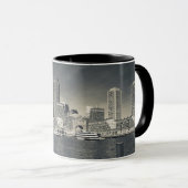Massachusetts, Boston, Rowe's Wharf Gebäude Tasse (VorderseiteRechts)