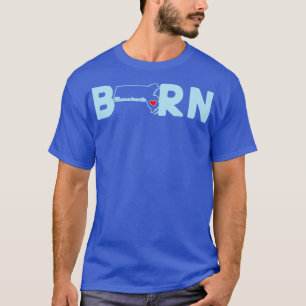Massachusetts Geboren mit Staat Kontur von Massach T-Shirt