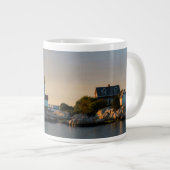 Massachusetts, Gloucester, Annisquam, Annisquam Jumbo-Tasse (Vorderseite Rechts)