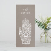 Massage Therapeut Energie Heiler Henna Lotus (Stehend Vorderseite)