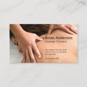 Massagetherapeut in der Sitzung   Health Wellness- Visitenkarte