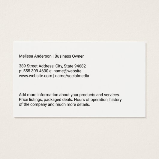 Massagetherapeutin | Frau lächelt (Rückseite)