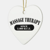 Massagetherapie seit 3.000 v.Chr. Keramikornament (Links)