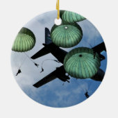 Massensprungs-Auftrag, Fallschirme, US-Armee Keramikornament (Hinten)