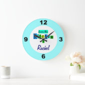 Maßgeschneidert aus der Küche der blaugrünen Farbu Große Wanduhr (Zuhause)