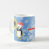 Maßgeschneiderte Baby Penguin Tuba Weihnachtszeit- Kaffeetasse (Vorderseite Links)