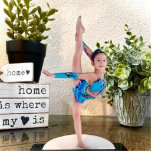 Maßgeschneiderte Foto Statue Skulpturen mit Ihrem  Freistehende Fotoskulptur<br><div class="desc">Ersetzen Sie einfach das Beispiel-Foto durch ein normales Foto von Ihnen, Ihrem Sportsstar, Ihrem Haustier usw. und es wird ausgeschnitten und in eine Fotoskulptur wie das Beispiel geschnitten. Jetzt können Sie eine kleine Statue Ihres Superstars haben! Fügen Sie Ihr Foto hinzu und verwandeln Sie es in ein Kunstwerk mit diesen...</div>