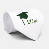 Maßgeschneiderte Green Graduation Cap & Year-Krawa Krawatte (Gerollt)