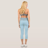 Maßgeschneiderte hellblaue Capri Leggings (Rückseite)