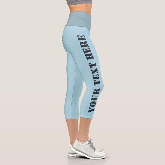 Maßgeschneiderte hellblaue Capri Leggings (Rechts)