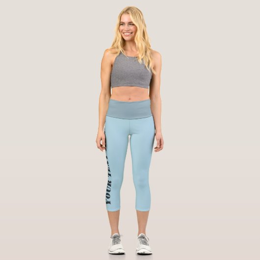 Maßgeschneiderte hellblaue Capri Leggings (Vorderseite)