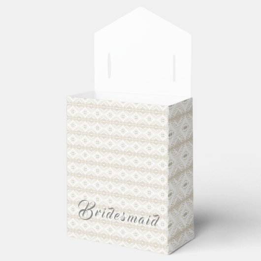 Maßgeschneiderte Imitate mit Bridesmaid Geschenkschachtel (Geöffnet)