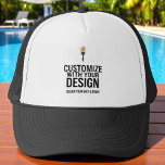 Maßgeschneiderte, individuell anpassbare Blank-Wer Truckerkappe<br><div class="desc">Werben Sie Ihre Marke stilvoll mit diesem maßgeschneiderten Blank Promotional Company Trucker Hat. Dieser klassische Hut, der für Komfort und Sichtbarkeit konzipiert ist, verfügt über ein Mesh zurück für Atmungsaktivität und ein strukturiertes Frontpanel, das perfekt zum Hinzufügen von Logo, Slogan oder Firmennamen geeignet ist. Ideal für Werbegeschenke, Teamkleidung, Messen und...</div>
