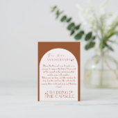 Maßgeschneiderte Karte und Umschlag für die Hochze (Stehend Vorderseite)