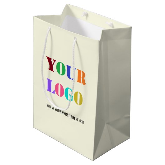 Maßgeschneiderte Logo- oder Foto-Werbeverpackung Mittlere Geschenktüte (Vorderseite Schrägansicht)