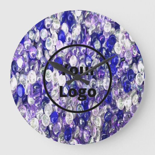 Maßgeschneiderte Logokugeln aus blau-glasklarem Gl Große Wanduhr (Vorderseite)