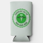 Maßgeschneiderte MD Specialty Caduceus Cardiology Selters Dosenkühler (Vorderseite)