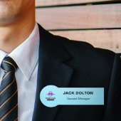 Maßgeschneiderte Mitarbeiterkennung: Metallisches Namensschild