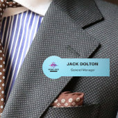 Maßgeschneiderte Mitarbeiterkennung: Metallisches  Namensschild