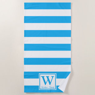 Maßgeschneiderte Monogramm Cerulean Blue Streifen Strandtuch