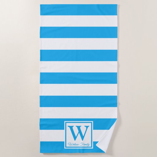 Maßgeschneiderte Monogramm Cerulean Blue Streifen Strandtuch (Vorderseite)