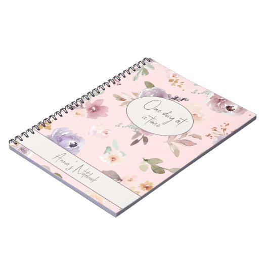 Maßgeschneiderte One Day at Time Floral Notebook O Notizblock (Linke Seite)