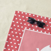 Maßgeschneiderte Polka-Dots aus weißem Seepferd in Strandtuch (Beispiel)