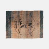 Maßgeschneiderte rustikale Holztextur & Hirschmono Fleecedecke (Vorderseite (Horizontal))