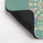 Maßgeschneiderte Sage & Sand Retro Ornamental Mand Mousepad (Ecke)
