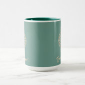 Maßgeschneiderte Sage & Sand Retro Ornamental Mand Tasse (Zentrum)