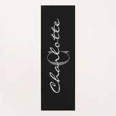 Maßgeschneiderte, schwarze Yogamat auf Monogramm f Yogamatte (Vorderseite)