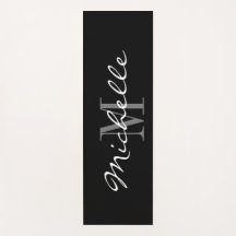 Maßgeschneiderte, schwarze Yogamat für das Trainin