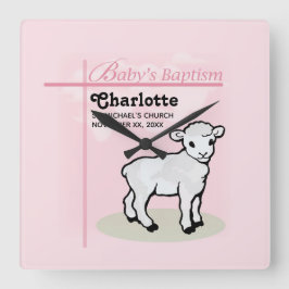 Maßgeschneiderte Taufe, Rosa, Mädchen, Lamm Quadratische Wanduhr