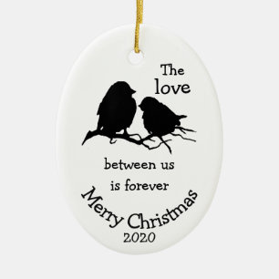 Maßgeschneiderte Weihnachtszeit-Liebe zwischen uns Keramik Ornament