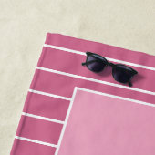 Maßgeschneiderte, weiße Bootankerstreifen auf hell Strandtuch (Beispiel)