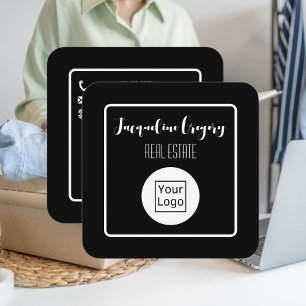 Maßgeschneiderter QR-Code Modernes Logo Schwarze U Quadratische Visitenkarte